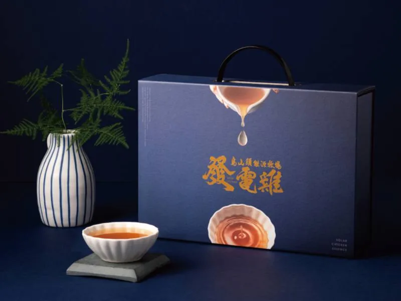 發電雞識別設計專案:為發電雞品牌設計禮盒、網頁Banner、小卡、DM、包裝等,打造獨一無二的品牌識別。